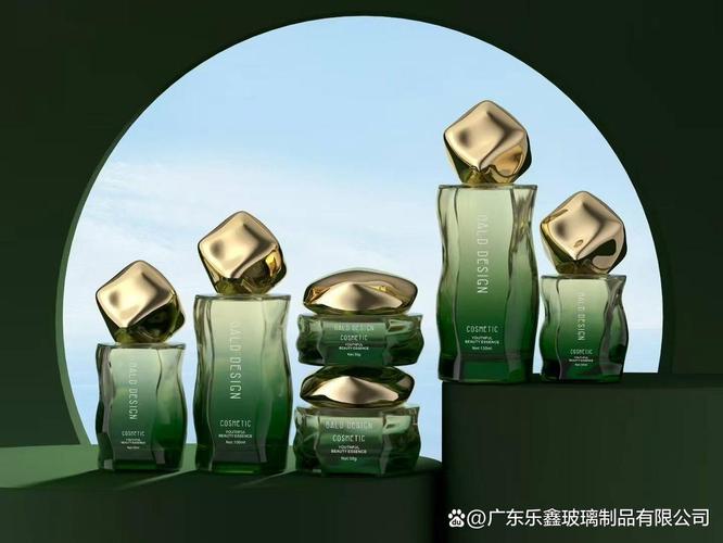 揭秘護膚品瓶廠家直銷 源頭工廠如何塑造美妝容器與護膚品組合裝